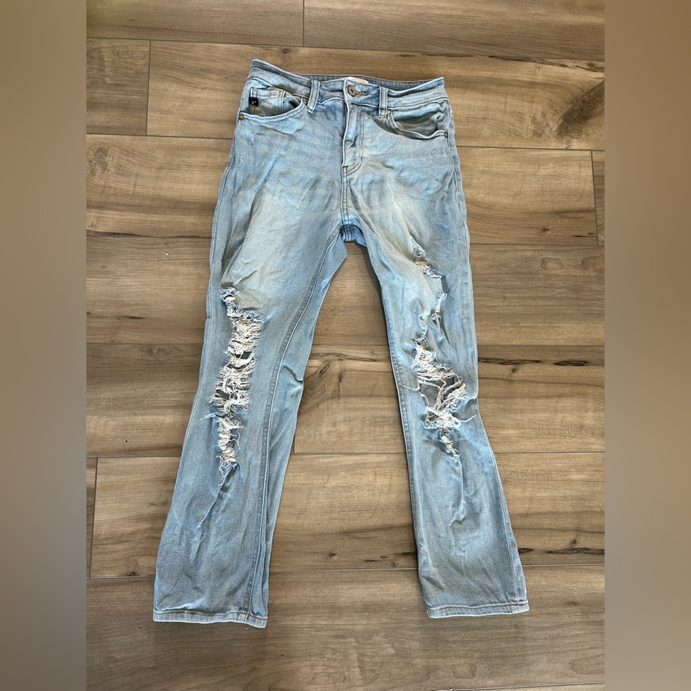 KanCan Jeans size 26 pre rip sexy